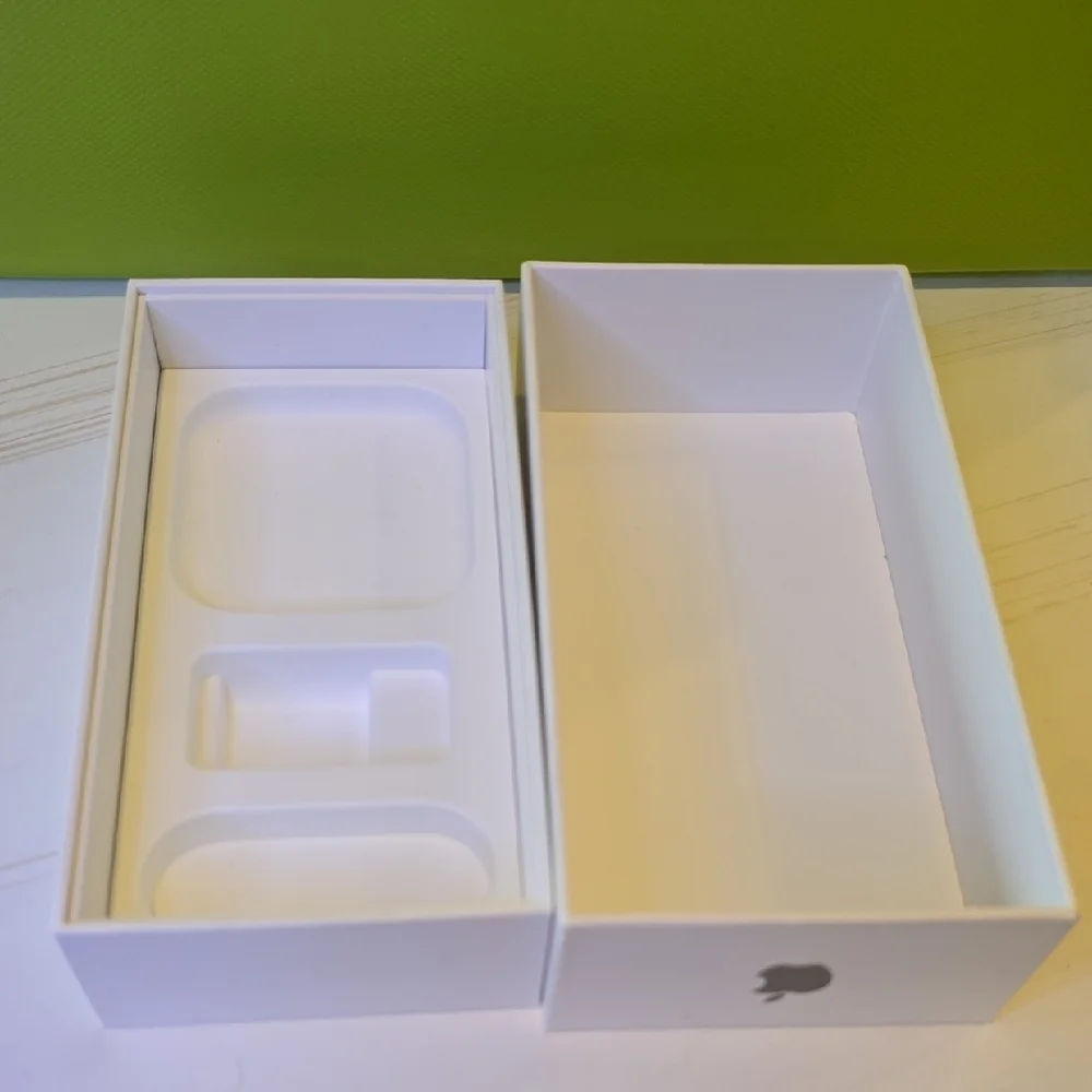 Apple iPhone 6s - 32 GB Empty Case Box